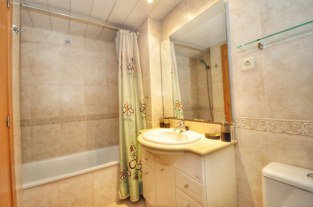 Apartamento Adia Lloret de Mar Luaran gambar